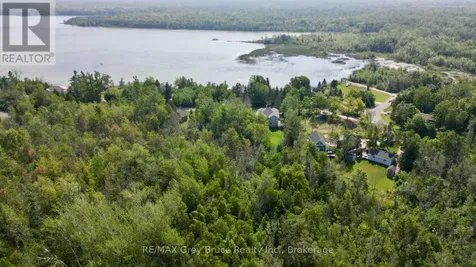 127 Maple Drive Northern Bruce Peninsula ON N0H 1Z0