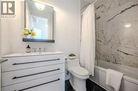 19 Guelph Avenue Cambridge ON N3C 1A2