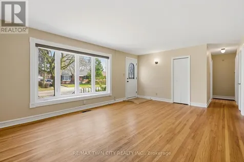 58 Lowrey Avenue South Cambridge ON N1R 4Z6
