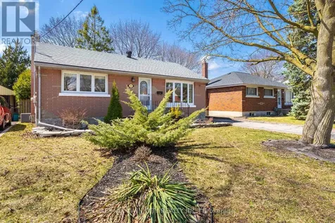 58 Lowrey Avenue South Cambridge ON N1R 4Z6