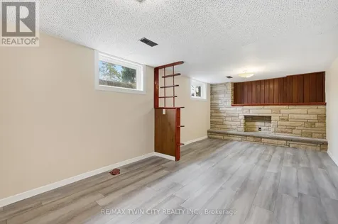 58 Lowrey Avenue South Cambridge ON N1R 4Z6