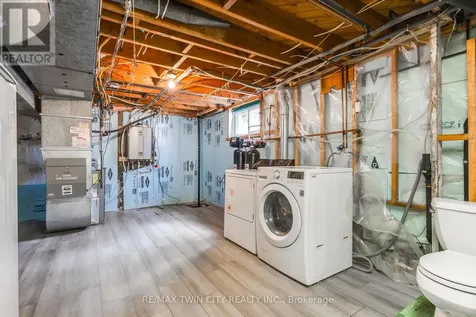 58 Lowrey Avenue South Cambridge ON N1R 4Z6