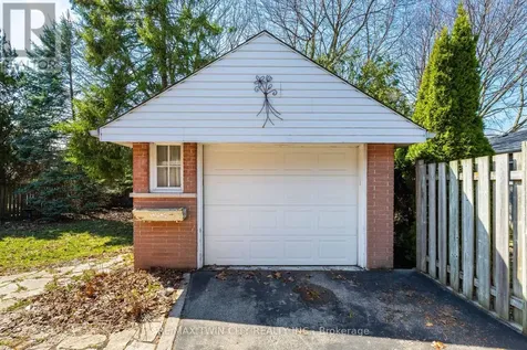 58 Lowrey Avenue South Cambridge ON N1R 4Z6