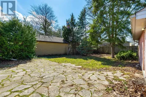 58 Lowrey Avenue South Cambridge ON N1R 4Z6