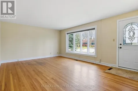 58 Lowrey Avenue South Cambridge ON N1R 4Z6