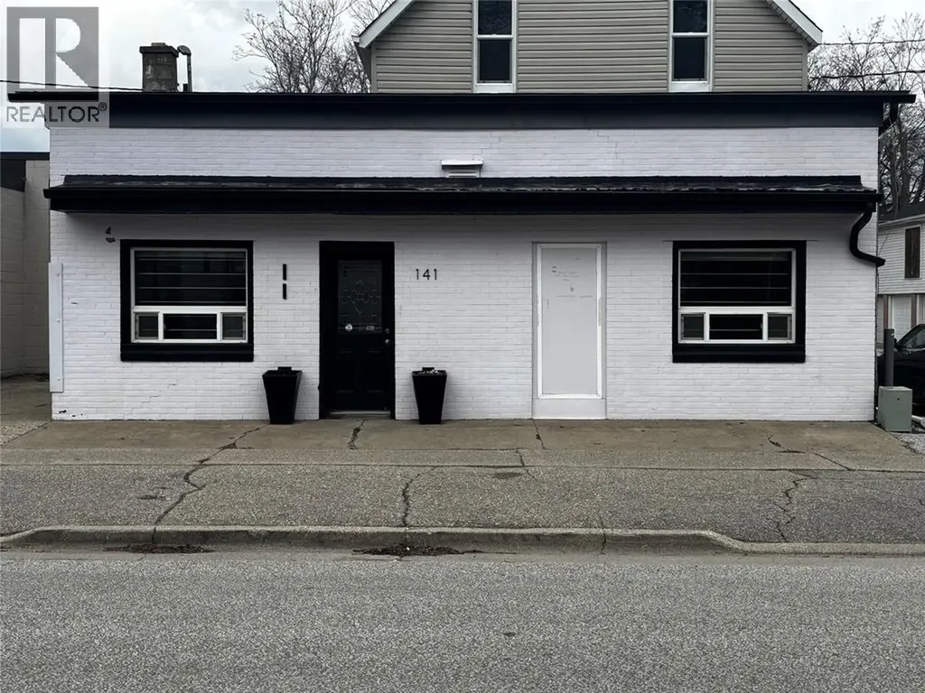 141 Napier Street Sarnia ON N7S 5K1