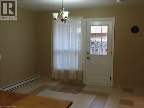 4026 Longmoor Drive Burlington ON L7L 1X2
