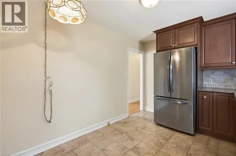 58 Lowrey Avenue South Cambridge ON N1R 4Z6