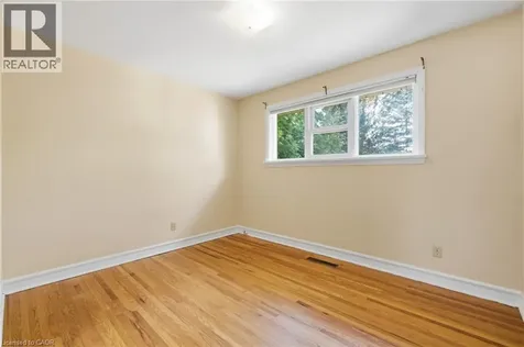 58 Lowrey Avenue South Cambridge ON N1R 4Z6