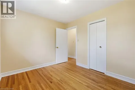 58 Lowrey Avenue South Cambridge ON N1R 4Z6