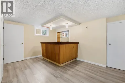 58 Lowrey Avenue South Cambridge ON N1R 4Z6