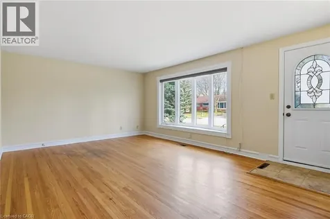 58 Lowrey Avenue South Cambridge ON N1R 4Z6