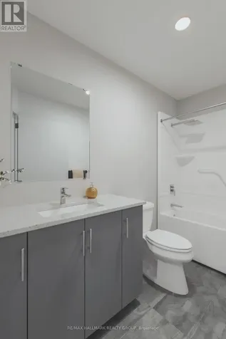 353 Gardner Street Ottawa ON K1L 7V8
