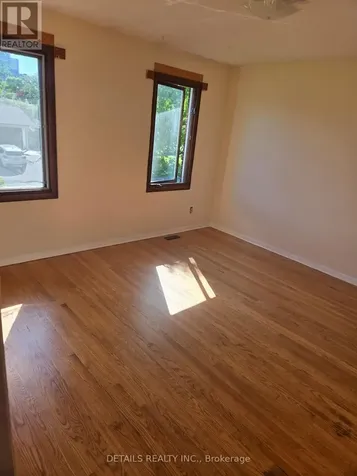 46 Beaumaris Drive Ottawa ON K2H 7K3