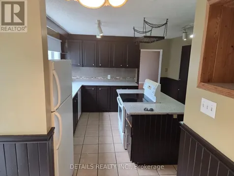 46 Beaumaris Drive Ottawa ON K2H 7K3