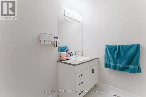 124 Hackamore Crescent Ottawa ON K0A 2Z0