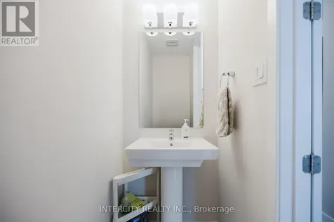 124 Hackamore Crescent Ottawa ON K0A 2Z0