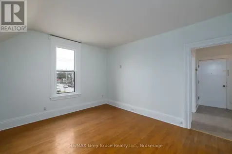 902 2nd Avenue West Owen Sound ON N4K 4M7