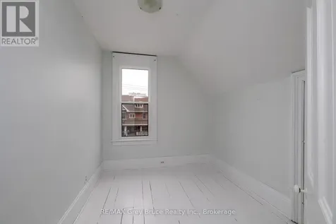 902 2nd Avenue West Owen Sound ON N4K 4M7