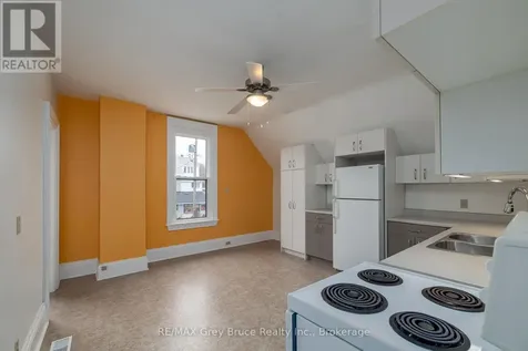 902 2nd Avenue West Owen Sound ON N4K 4M7