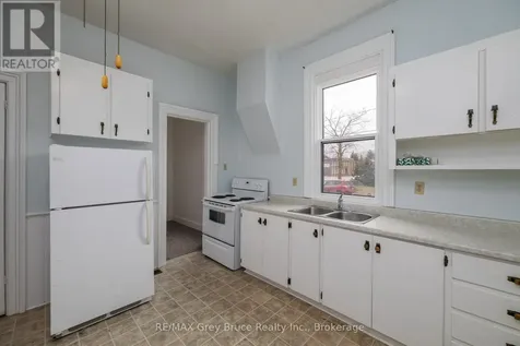 902 2nd Avenue West Owen Sound ON N4K 4M7