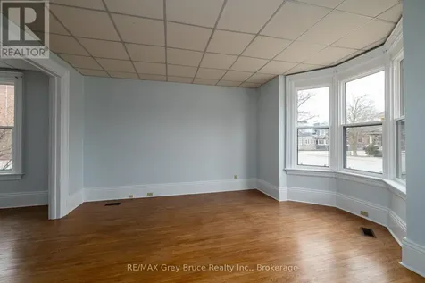 902 2nd Avenue West Owen Sound ON N4K 4M7