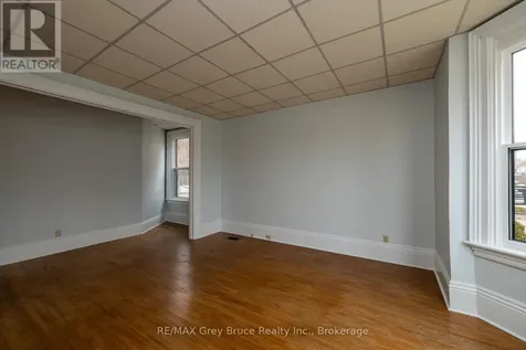 902 2nd Avenue West Owen Sound ON N4K 4M7