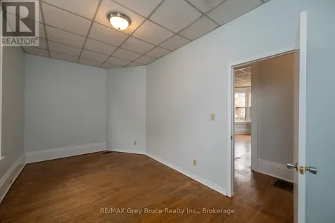 902 2nd Avenue West Owen Sound ON N4K 4M7