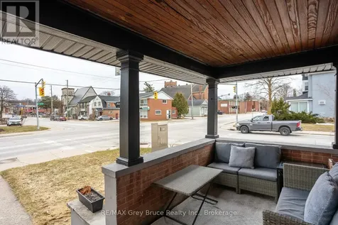 902 2nd Avenue West Owen Sound ON N4K 4M7