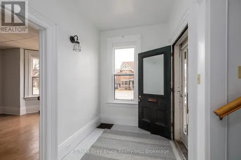 902 2nd Avenue West Owen Sound ON N4K 4M7