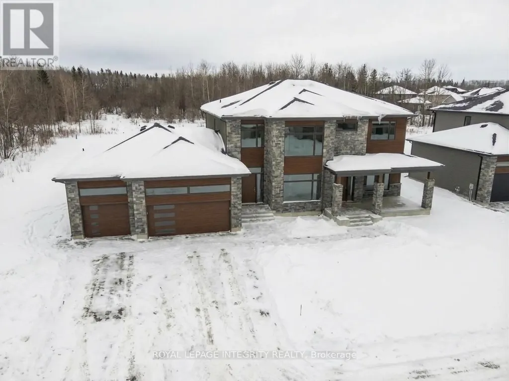 671 Ballycastle Crescent Ottawa ON K1X 0A3