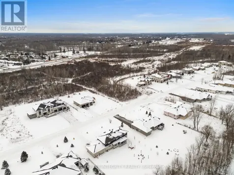 671 Ballycastle Crescent Ottawa ON K1X 0A3