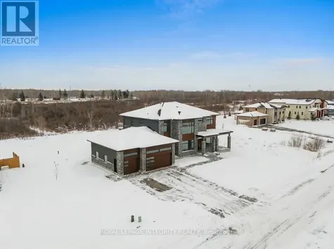 671 Ballycastle Crescent Ottawa ON K1X 0A3