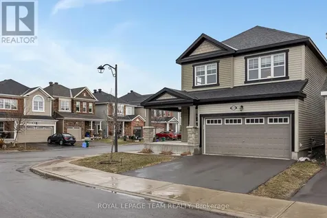 659 Pearl Dace Crescent Ottawa ON K2J 6K4