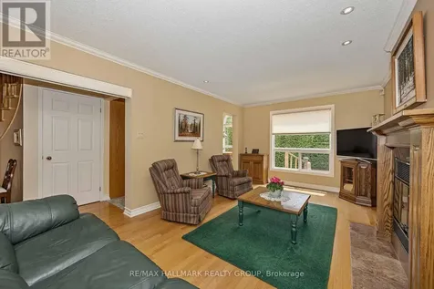 6586 Morningview Street Ottawa ON K1C 6N9