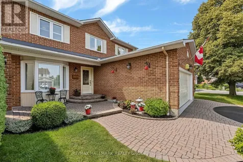 6586 Morningview Street Ottawa ON K1C 6N9
