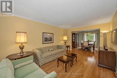 6586 Morningview Street Ottawa ON K1C 6N9