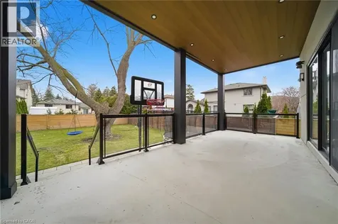 2556 Glengarry Road Mississauga ON L5C 1Y3
