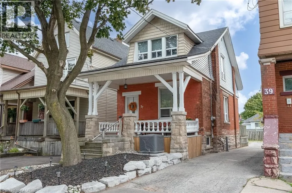 37 Cliff Avenue Hamilton ON L8V 2S1