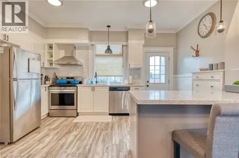 37 Cliff Avenue Hamilton ON L8V 2S1