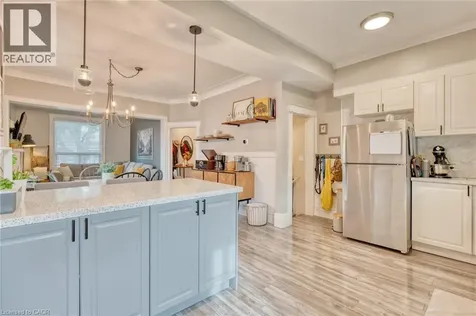 37 Cliff Avenue Hamilton ON L8V 2S1