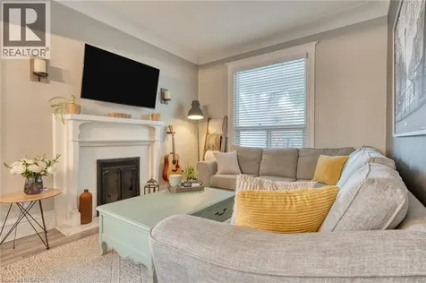 37 Cliff Avenue Hamilton ON L8V 2S1