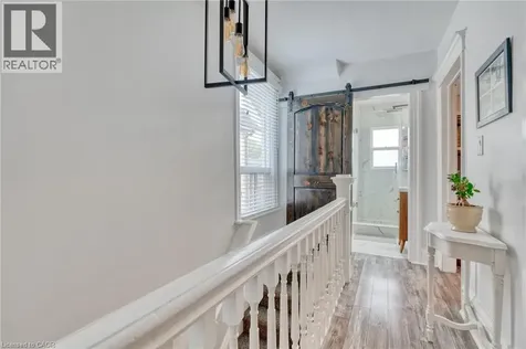 37 Cliff Avenue Hamilton ON L8V 2S1
