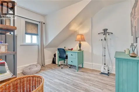 37 Cliff Avenue Hamilton ON L8V 2S1