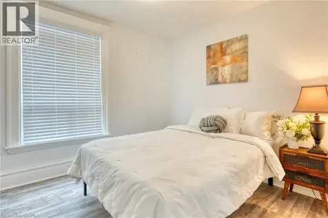 37 Cliff Avenue Hamilton ON L8V 2S1