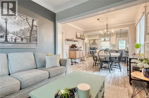 37 Cliff Avenue Hamilton ON L8V 2S1