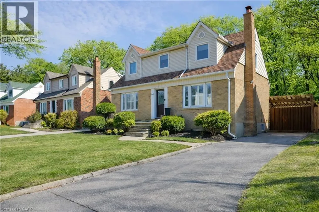 65 Craigmore Crescent North York ON M2N 2Y6