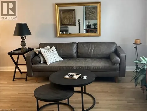 65 Craigmore Crescent North York ON M2N 2Y6