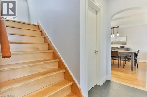 65 Craigmore Crescent North York ON M2N 2Y6