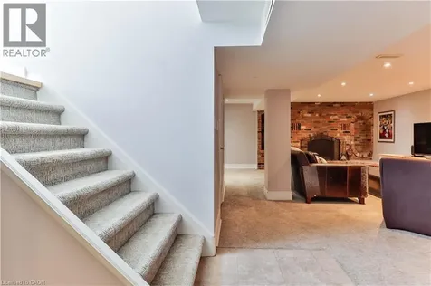65 Craigmore Crescent North York ON M2N 2Y6